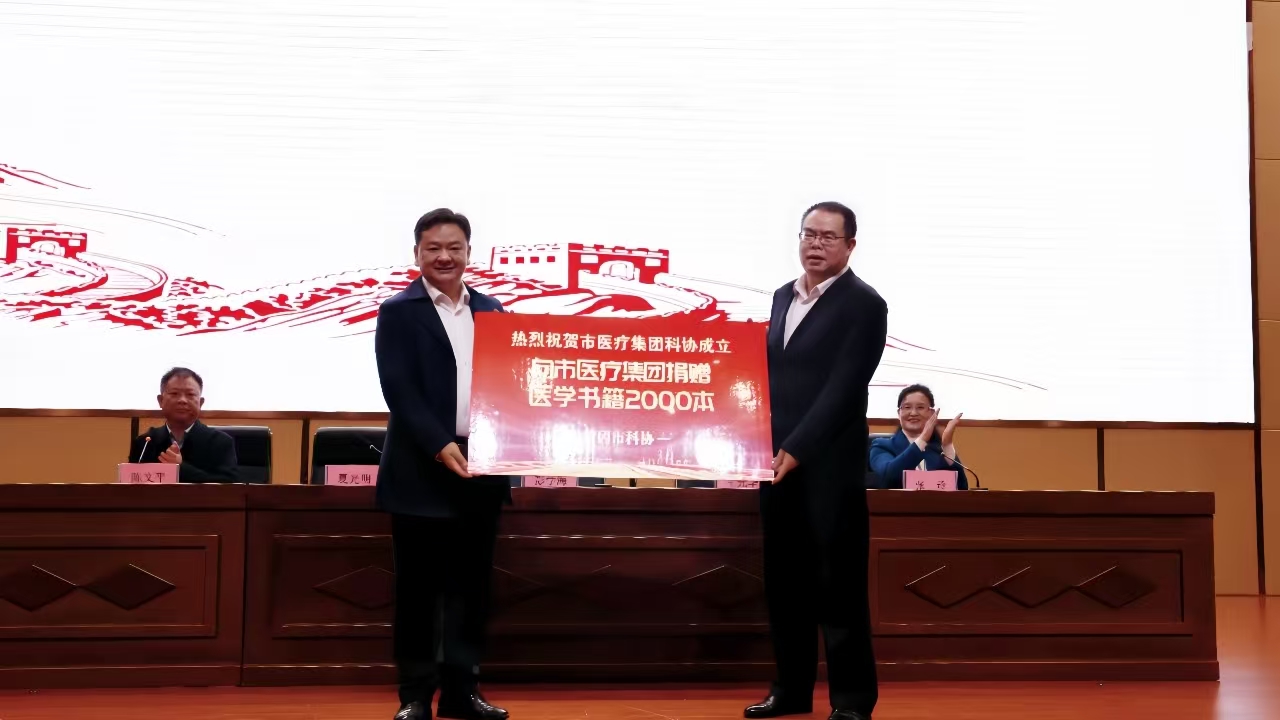 1761912197133070412.jpg 405995433.jpg